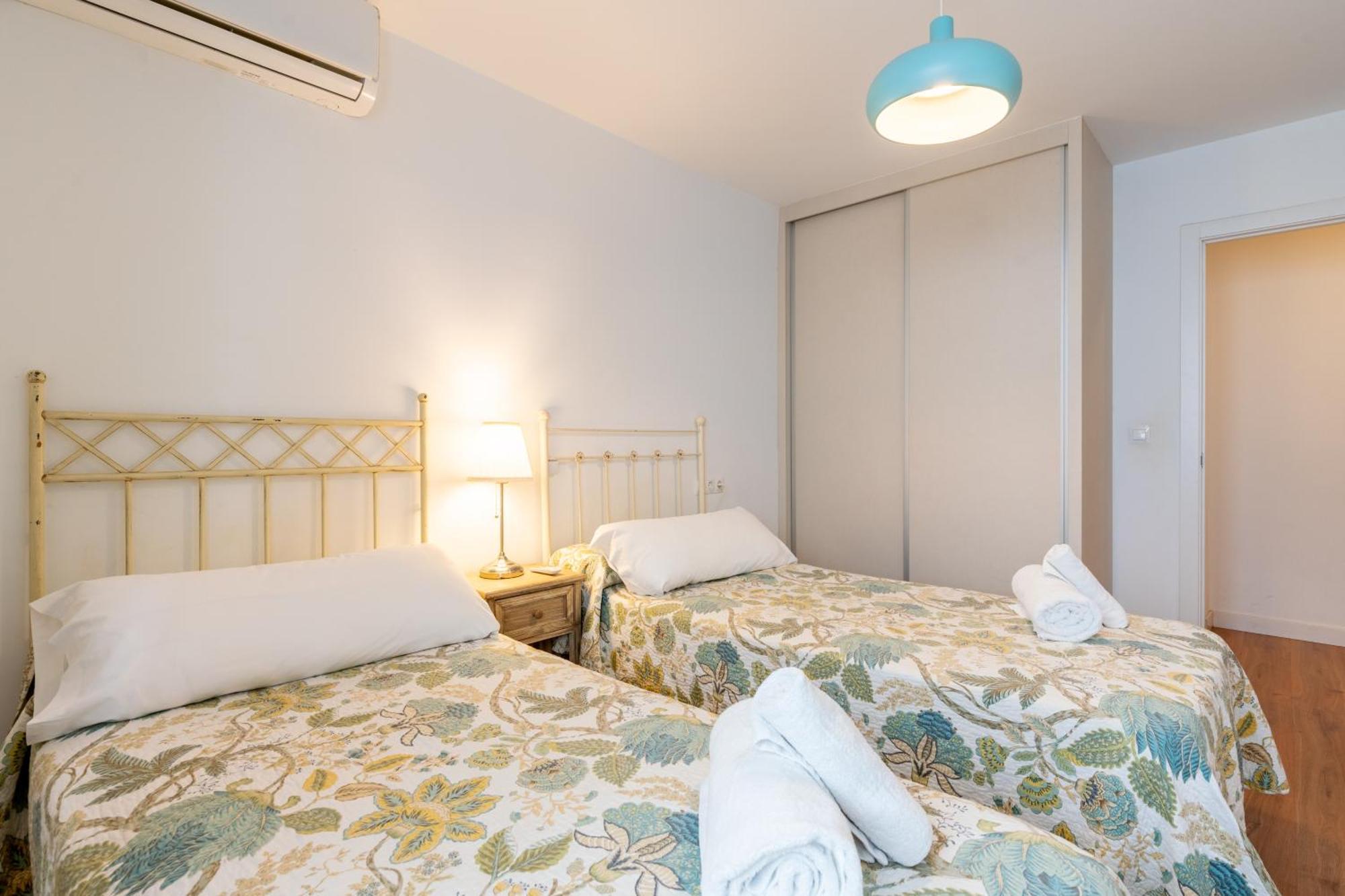 Sn Parking Incluido 4bd 2bth Excelente Ubicacion * Siviglia